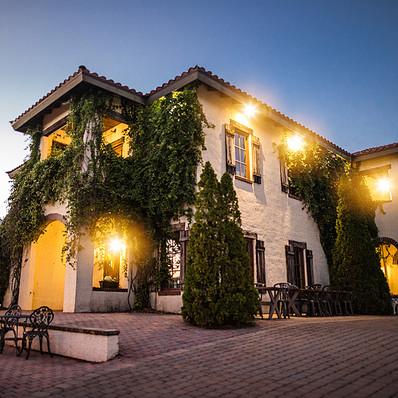 Crown Winery night scene.jpeg